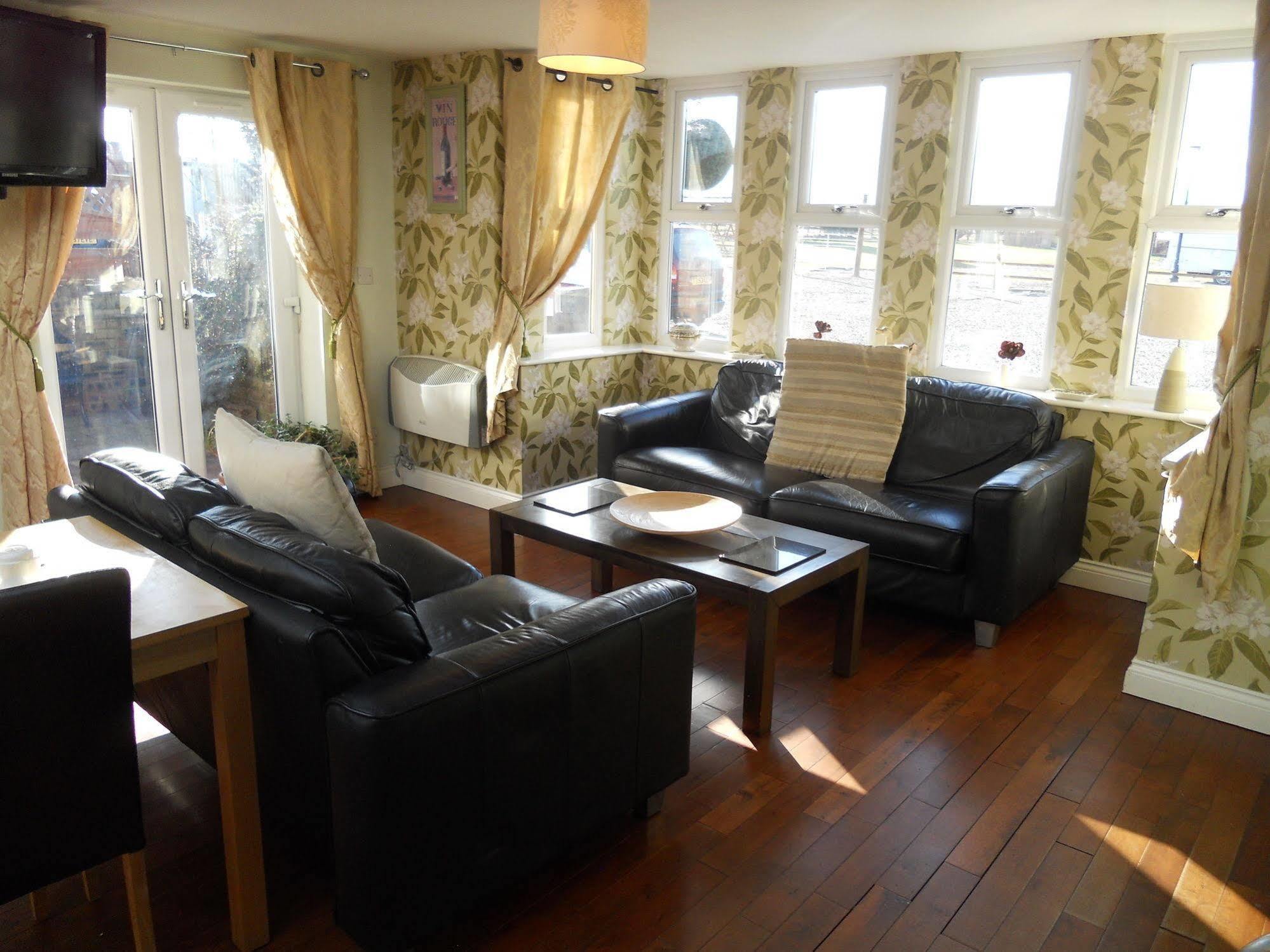 Field View B&B Yarm Esterno foto