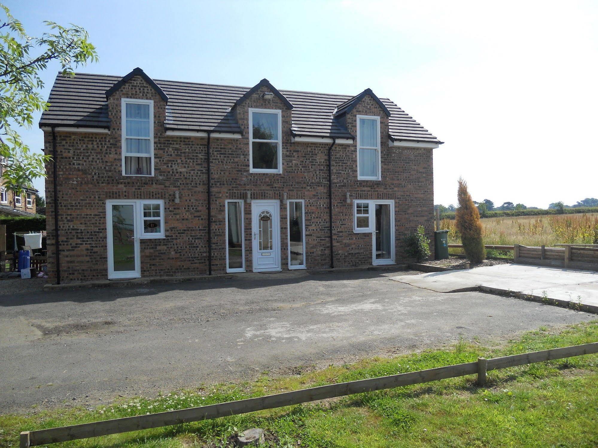 Field View B&B Yarm Esterno foto